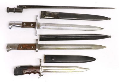 Lot 261 - A British No.7 Mk.I/L Land Service Bayonet,...