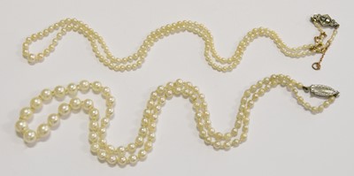 Lot 252 - A Seed Pearl Necklace, the graduated seed...