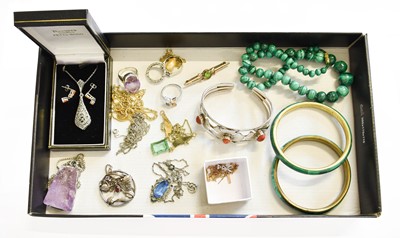 Lot 115 - A Quantity of Jewellery, including a malachite...