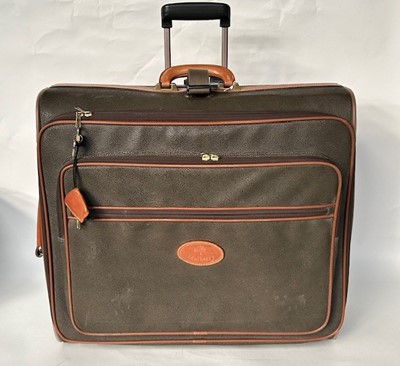 Lot 1050 - Mulberry Mole Scotchgrain Rolling Suitcase,...