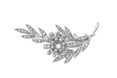 Lot 2387 - A Diamond Brooch realistically modelled as a...