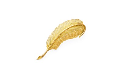 Lot 428 - A Leaf Brooch, the plain polished stem with...