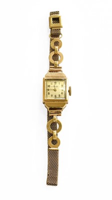 Lot 123 - A Lady's 9 Carat Gold Avia Wristwatch