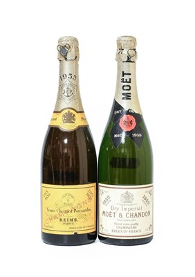 Lot 3012 - Veuve Clicquot 1953 Champagne (one...