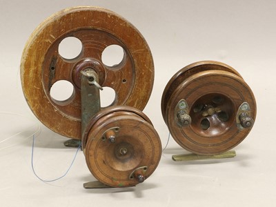 Lot 103 - A Wooden 7" Scarborough Sea Reel