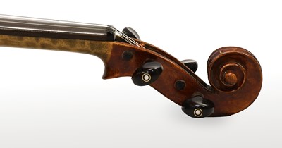 Lot 32 - Violin