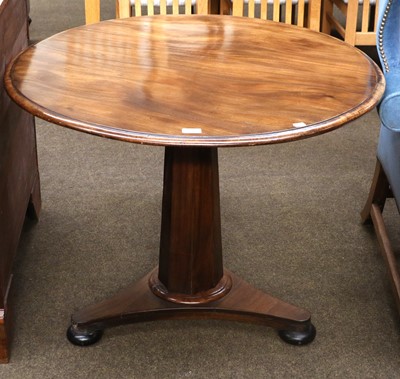 Lot 1517 - A Regency Mahogany Tilt-Top Table, with...