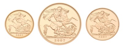 Lot 125 - UK, Gold Proof Three-Coin Collection 2007,...