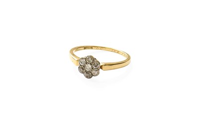 Lot 487 - A Diamond Cluster Ring, the cluster set...