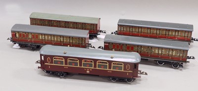 Lot 247 - Hornby O Gauge LMS Bogie Coaches