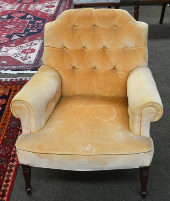 Lot 1291 - A Georgian Style Deep Buttoned Upholstered...