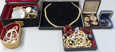 Lot 537 - A Quantity of Jewellery, including a cultured...