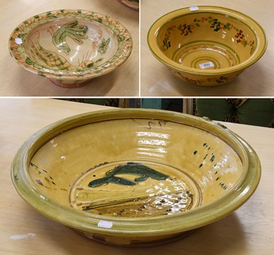 Lot 350 - Dominique Keeling, a studio pottery...