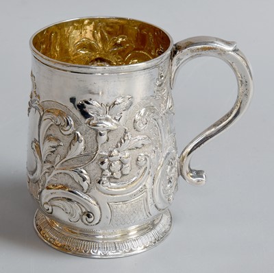 Lot 33 - A George III Silver Mug, by Walter Brind,...