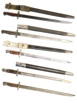 Lot 288A - Five British 1907 Pattern Bayonets, each with...