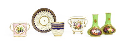 Lot 57 - A Stevenson & Hancock Derby Porcelain...