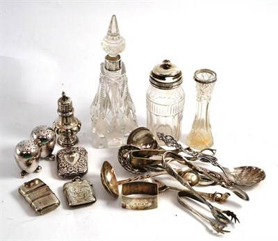 Lot 494 - Silver mounted glass scent bottle, two vesta cases, a scent flask, two mounted bottles, a pepper, a