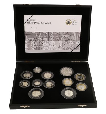 Lot 30 - UK, Silver Proof Coin Set 2009, 12 coins; two...