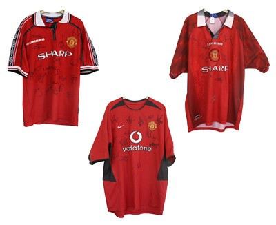 Lot 31 - Manchester United Signed Shirts