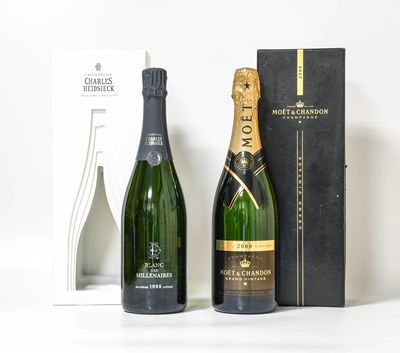 Lot 3013 - Möet & Chandon 2000 Champagne (one bottle),...