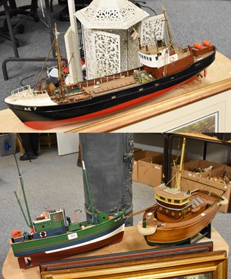 Lot 364 - Radio Controlled Boats: (i) Trawler AE7 85cm...