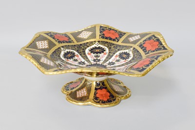 Lot 306 - A Royal Crown Derby Porcelain Comport, Imari...