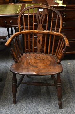 Lot 1260 - A 19th Century Elm Windsor Chair