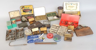 Lot 118 - Assorted Items Of Fishing Tackle