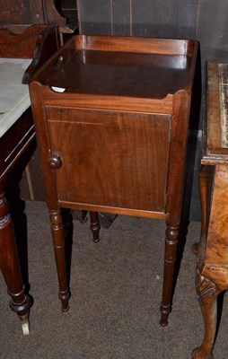 Lot 707 - Early 19th century mahogany pot cupboard