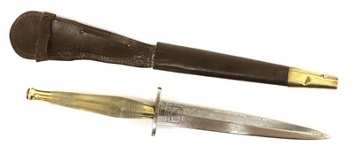 Lot 323 - A Second Pattern Fighting Knife, the 18cm hand...