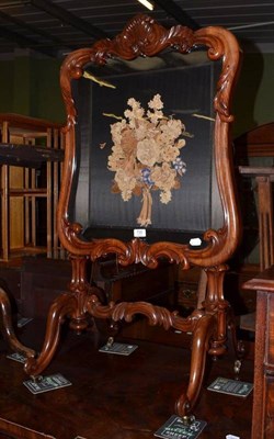 Lot 735 - A Victorian fire screen