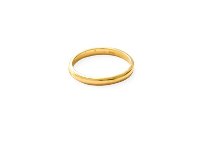 Lot 201 - A 22 Carat Gold Band Ring, finger size R