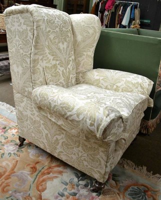 Lot 751 - Victorian armchair