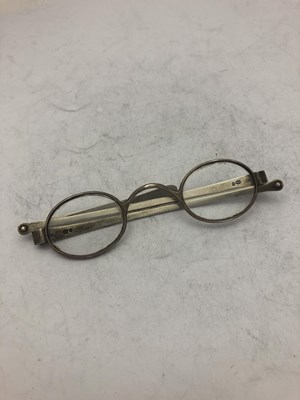 Lot 2044 - A Pair of George IV Silver Spectacles in a Silver-Mounted Shagreen Case