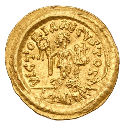Lot 7 - Byzantine Empire, Anastasius I Gold Tremissis,...