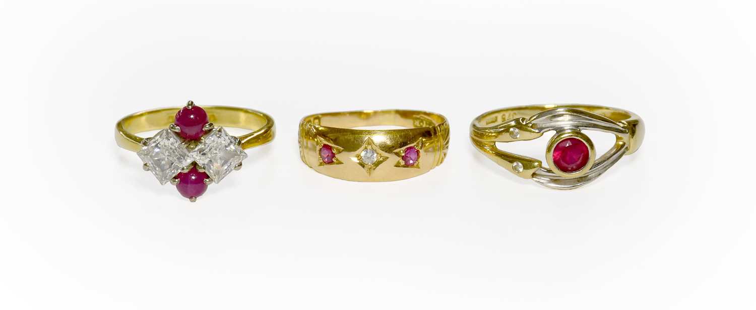 Lot 16 - An 18 Carat Gold Synthetic Ruby and Paste...
