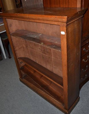 Lot 933 - An oak open bookcase