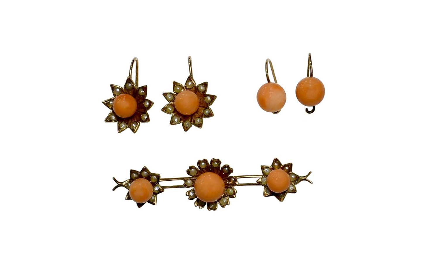 Lot 8 - A Coral and Seed Pearl Suite, comprising of a...