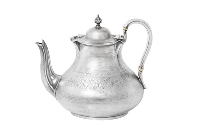 Lot 2114 - A Victorian Silver Teapot