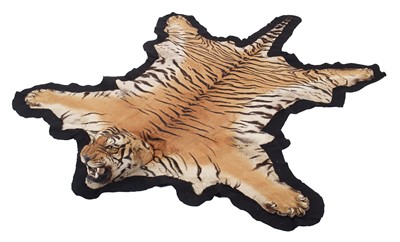 Lot 18 - Taxidermy: Bengal Tiger Skin Rug (Panthera...