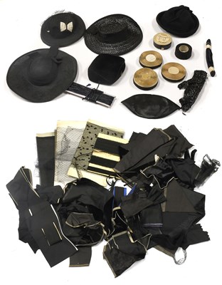 Lot 2161 - A Collection of Early 20th Century Millinery...