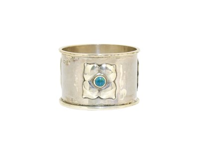 Lot 29 - An Edward VII Silver Napkin-Ring, by A. E....