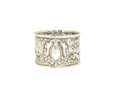 Lot 9 - An Edward VII Silver Napkin-Ring, by Harrison...