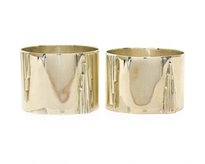 Lot 79 - A Pair of George VI Silver Napkin-Rings, by...