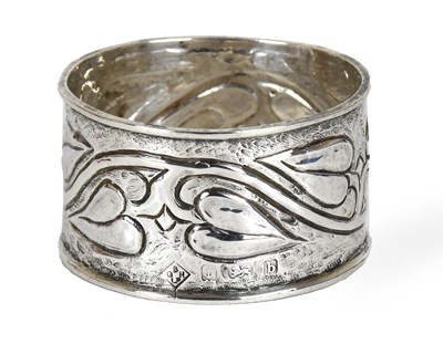 Lot 15 - An Edward VII Silver Napkin-Ring, by...