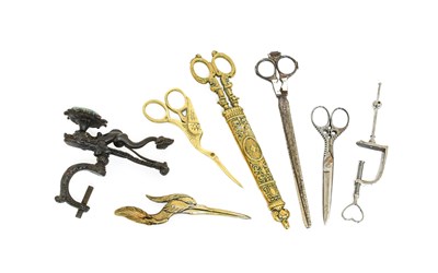 Lot 2136 - 19th Century and Later Sewing Tools,...