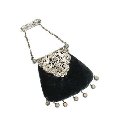 Lot 2110 - Late 19th Century Black Velvet Purse, with...