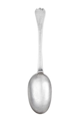 Lot 2036 - A Queen Anne Silver Trefid Spoon