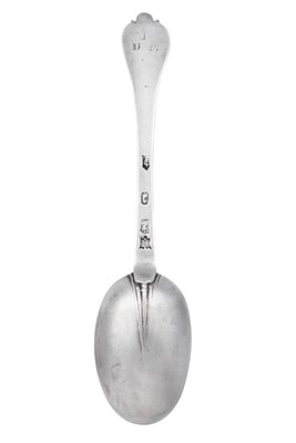 Lot 2035 - A William III Silver Trefid Spoon