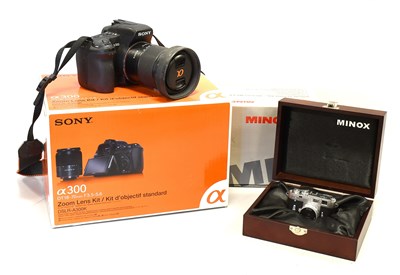 Lot 172 - Sony Alpha 300 Camera